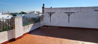 Flat in Palma del Río photo 2
