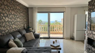 Apartment in Guardamar del Segura photo 2