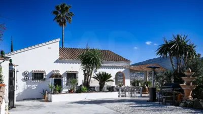 Villa in El Romeral-Santa Amalia photo 5