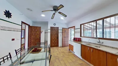 Casa – Albacete, Urbanización Pinares del Júcar - Más