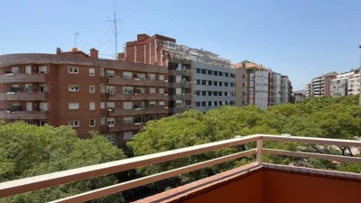 Top floor flat in El Guinardó photo 5