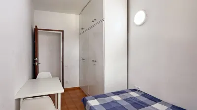 Top floor flat in El Guinardó photo 14