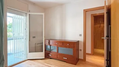 Flat in Els Molins-Poble Sec-Pins Vens photo 17