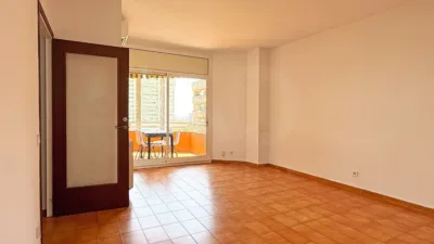Top floor flat in El Guinardó photo 3