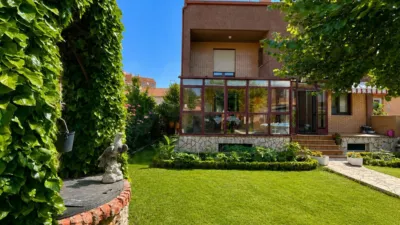 Casa en Fuentecillas-Yagüe-Villalonquéjar photo 2