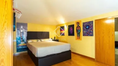 Duplex in Sant Feliu de Llobregat photo 26
