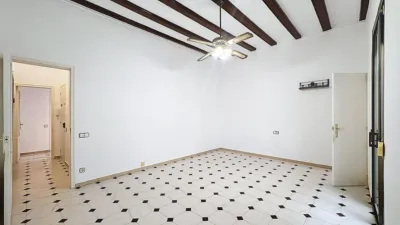 Apartment in Centre photo 5