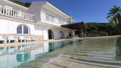 House in Cabrils photo 2