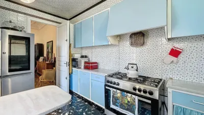 House in Urban Core photo 19