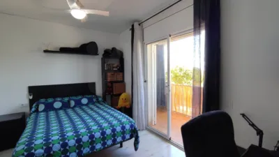 House in Centre photo 22