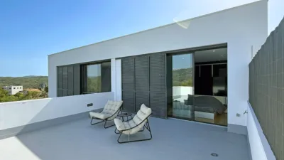 House in Canyelles photo 32