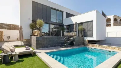 House in Canyelles photo 36
