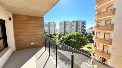 Pis – el Campello, Els Banyets, Urbanització L'Almadrava - Vista 2