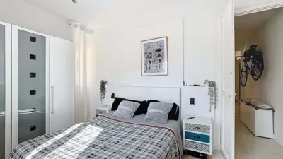 Apartment in Centre photo 14