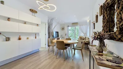Apartment in Centre photo 2