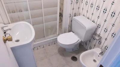 Piso en alquiler en Area Metropolitana - Imagen 18