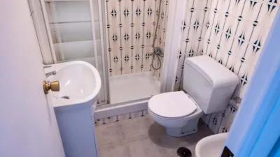 Piso en alquiler en Area Metropolitana - Imagen 19