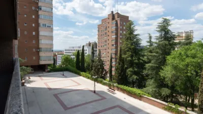 Piso en alquiler en Area Metropolitana - Imagen 27