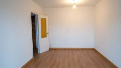 Piso en alquiler en Area Metropolitana - Imagen 6