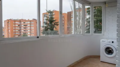 Piso en alquiler en Area Metropolitana - Imagen 9
