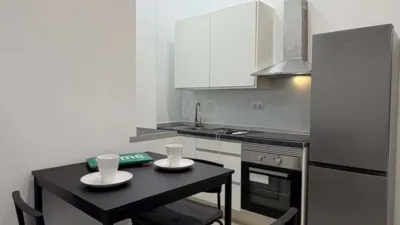 Piso en alquiler en Calle de Eugenia de Montijo, 30 - Imagen 3