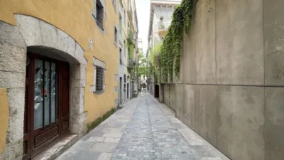 Casa unifamiliar en alquiler en Carrer Nou del Teatre, Barri Vell (Girona Capital) de 2.400 €<span>/mes</span>