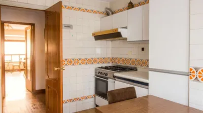 Apartment in Cuatro Caminos photo 8