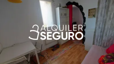 Piso en alquiler en Ciutat Vella - Imagen 2