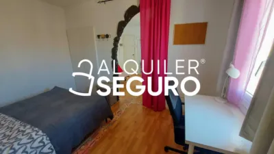 Piso en alquiler en Ciutat Vella - Imagen 8