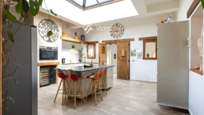 Casa en venta en Carrer de Truman Capote - Więcej