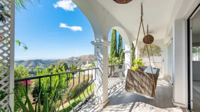 Semi-detached house in Istán photo 8