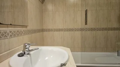 Piso en alquiler en Calle Ares, Bellavista (Distrito Bellavista-La Palmera. Sevilla Capital) de 950 €<span>/mes</span>
