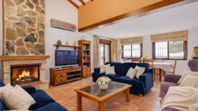 Rustic Finca in Altos de Estepona photo 14