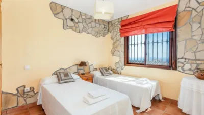 Rustic Finca in Altos de Estepona photo 19