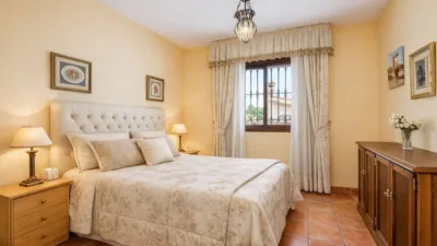Rustic Finca in Altos de Estepona photo 22