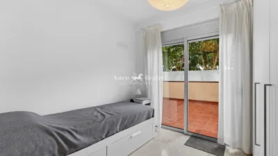 Apartment on Cardon Street photo 9