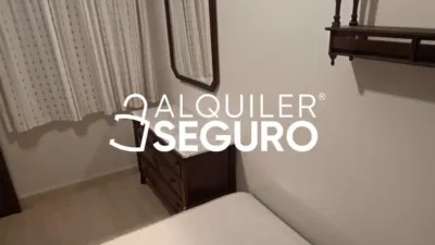 Chalet en alquiler en La Hacienda - Nueva Andalucía, La Hacienda-Nueva Andalucía (Dos Hermanas) de 750 €<span>/mes</span>