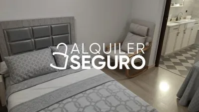 Chalet en alquiler en La Hacienda - Nueva Andalucía, La Hacienda-Nueva Andalucía (Dos Hermanas) de 750 €<span>/mes</span>