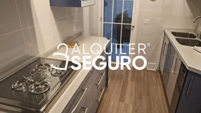 Chalet en alquiler en La Hacienda - Nueva Andalucía, La Hacienda-Nueva Andalucía (Dos Hermanas) de 750 €<span>/mes</span>