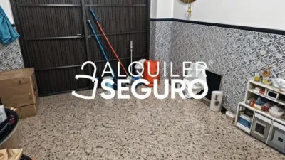 Chalet en alquiler en La Hacienda - Nueva Andalucía, La Hacienda-Nueva Andalucía (Dos Hermanas) de 750 €<span>/mes</span>