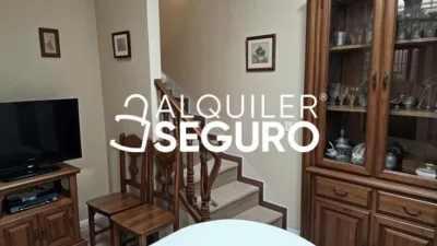 Chalet en alquiler en La Hacienda - Nueva Andalucía, La Hacienda-Nueva Andalucía (Dos Hermanas) de 750 €<span>/mes</span>
