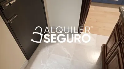 Chalet en alquiler en La Hacienda - Nueva Andalucía, La Hacienda-Nueva Andalucía (Dos Hermanas) de 750 €<span>/mes</span>