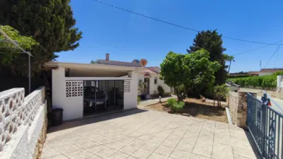 Chalet in Las Adelfas-Benicolada-Garduix photo 17