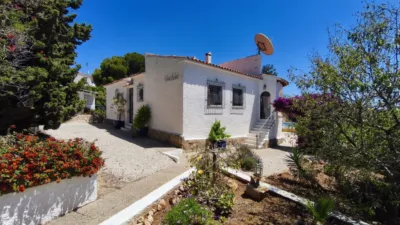 Chalet in Las Adelfas-Benicolada-Garduix photo 18