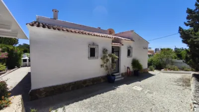 Chalet in Las Adelfas-Benicolada-Garduix photo 19