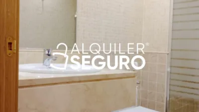 Piso en alquiler en San Blas - Imagen 4