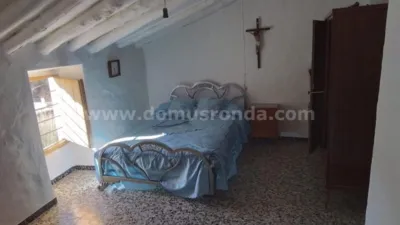 Casa en venta en Setenil de Las Bodegas, Setenil de las Bodegas de 65.000 €