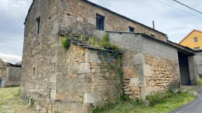 Casa en venta en Ambroa, Irixoa (S. Lourenzo) de 73.000 €