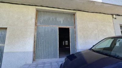 Local comercial en alquiler en Oza Cesuras - Vista 4