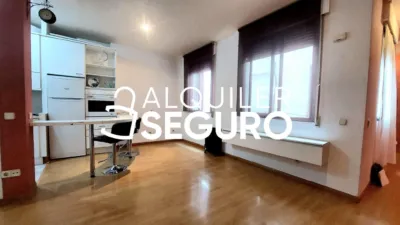 Piso en alquiler en Centro - Imagen 2